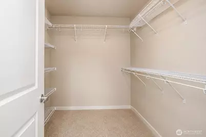 6404 Stuart Place SE, Auburn, WA 98092 - Photo 17