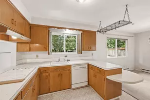1935 SW 164th St, Burien, WA 98166 - Photo 9