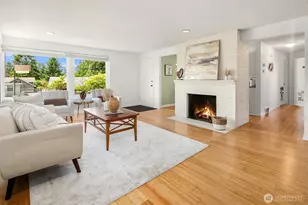 12742 Palatine Ave N, Seattle, WA 98133 - Photo 3