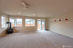 4986 Meriwood Dr NE, Lacey, WA 98516 - Photo 9
