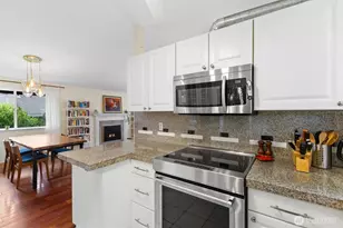 3238 Walnut Ave SW, Seattle, WA 98116 - Photo 15