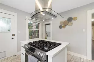 10124 3rd Ave NW, Seattle, WA 98177 - Photo 11