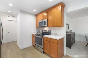 1727 Harbor Ave SW, Seattle, WA 98126 - Photo 13