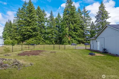 10309 School Land Road SW, Rochester, WA 98579 - Photo 31