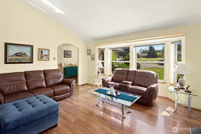 9509 150th Street SE, Snohomish, WA 98296 - Photo 7