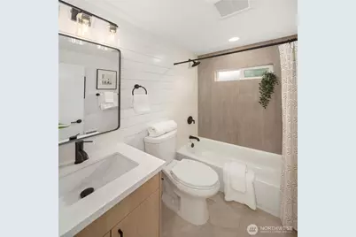 3306 35th Avenue SW, Seattle, WA 98126 - Photo 13