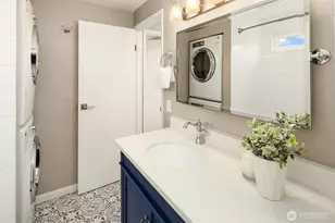 756 N 72nd St, Seattle, WA 98103 - Photo 19