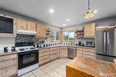 40048 Cayuse Cove E, Davenport, WA 99122 - Photo 5