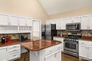25444 SE 42nd Pl, Issaquah, WA 98029 - Photo 19