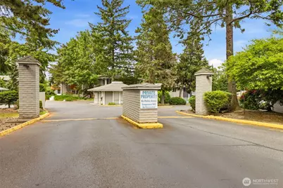 17211 NE 45th Street #79, Redmond, WA 98052 - Photo 33