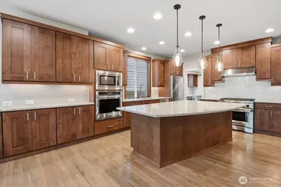 21384 NE 9th Place, Sammamish, WA 98074 - Photo 11