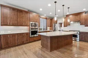 21384 NE 9th Pl, Sammamish, WA 98074 - Photo 11