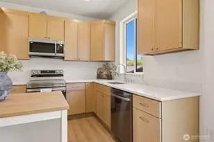 9711 McKinley Ave E, Tacoma, WA 98445 - Photo 9