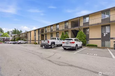 12525 NE 145th Place #F97, Kirkland, WA 98034 - Photo 15