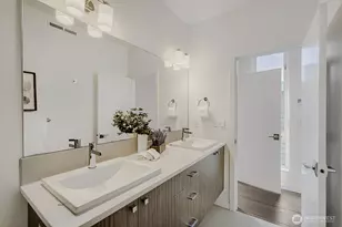 2573 13th Ave W, Seattle, WA 98119 - Photo 21