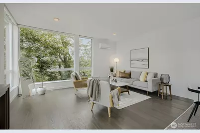 2573 13th Avenue W, Seattle, WA 98119 - Photo 3