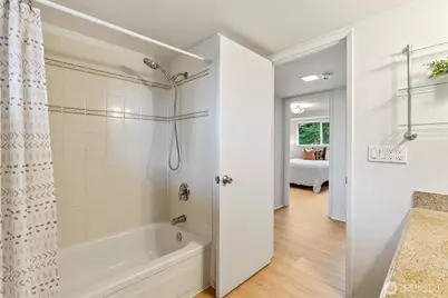 1119 Shelton Avenue NE, Renton, WA 98056 - Photo 23