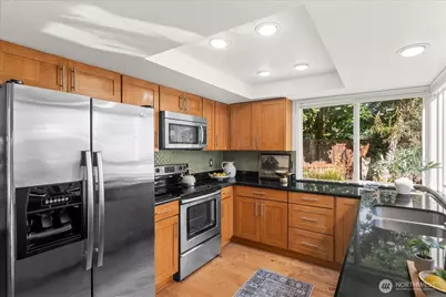 13154 91st Place NE, Kirkland, WA 98034 - Photo 11