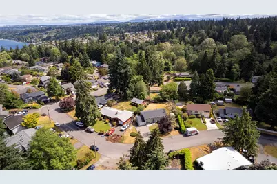 29718 3rd Avenue S, Federal Way, WA 98003 - Photo 39