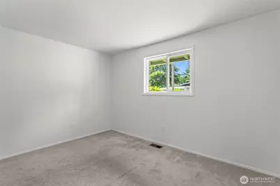 29718 3rd Avenue S, Federal Way, WA 98003 - Photo 21