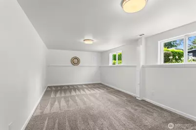29718 3rd Avenue S, Federal Way, WA 98003 - Photo 23