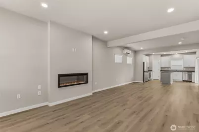 1118 138th Place SW, Lynnwood, WA 98087 - Photo 3