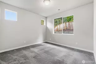 15249 NE Woodland Pl, Woodinville, WA 98072 - Photo 31