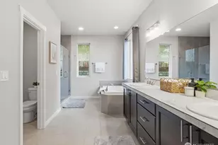 15249 NE Woodland Pl, Woodinville, WA 98072 - Photo 23