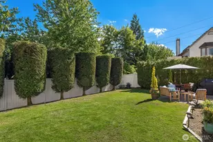 4256 255th Pl SE, Sammamish, WA 98029 - Photo 9