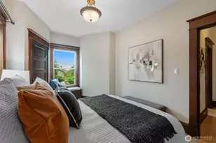 2309 10th Ave E, Seattle, WA 98102 - Photo 13