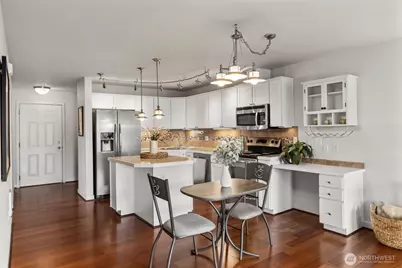 13203 97th Avenue E #301, Puyallup, WA 98373 - Photo 5