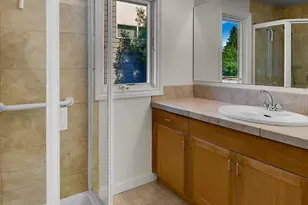 9118 Linden Ave N, Seattle, WA 98103 - Photo 11