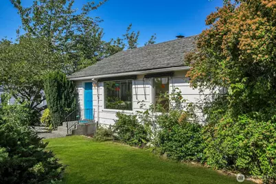 9118 Linden Avenue N, Seattle, WA 98103 - Photo 1