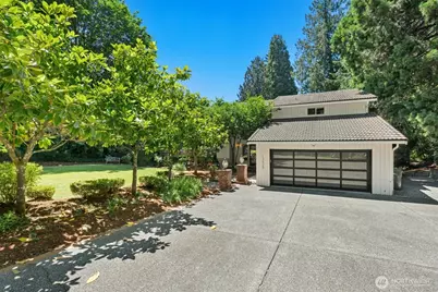 13525 62nd Avenue NE, Kirkland, WA 98034 - Photo 1