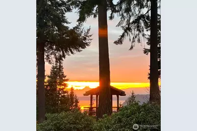 8230 53rd Avenue W #812, Mukilteo, WA 98275 - Photo 33
