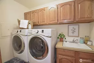 8230 53rd Ave W, Mukilteo, WA 98275 - Photo 13