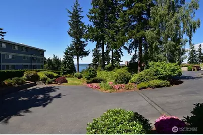 8230 53rd Avenue W #812, Mukilteo, WA 98275 - Photo 1