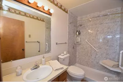8230 53rd Avenue W #812, Mukilteo, WA 98275 - Photo 23