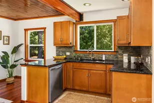 10308 SW 116th Ave, Vashon, WA 98070 - Photo 17