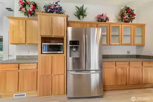 8515 State Ave, Marysville, WA 98270 - Photo 11