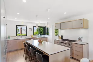 5815 Ann Arbor Ave NE, Seattle, WA 98105 - Photo 11