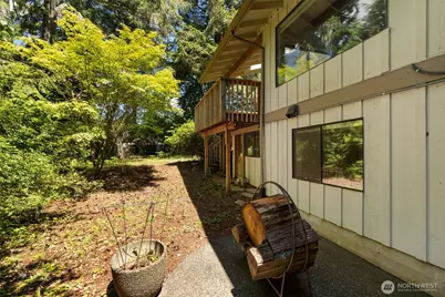 31 E Village View Drive, Allyn, WA 98524 - Photo 29