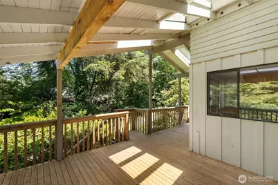 31 E Village View Drive, Allyn, WA 98524 - Photo 17