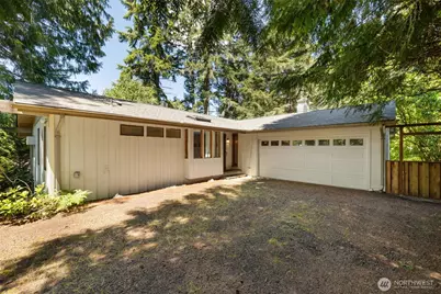 31 E Village View Drive, Allyn, WA 98524 - Photo 1