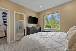 14915 38th Dr SE, Bothell, WA 98012 - Photo 29