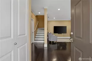 14915 38th Dr SE, Bothell, WA 98012 - Photo 5