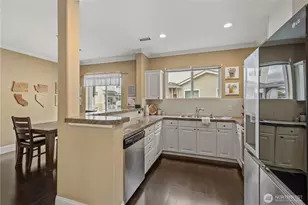14915 38th Dr SE, Bothell, WA 98012 - Photo 15