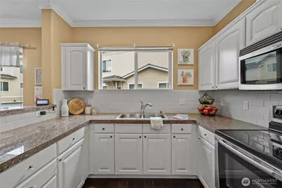 14915 38th Drive SE #R1140, Bothell, WA 98012 - Photo 19