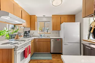 207 S 63rd Street, Tacoma, WA 98408 - Photo 11