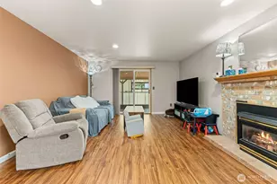 207 S 63rd St, Tacoma, WA 98408 - Photo 5